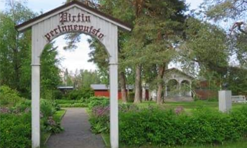Pirtin perinnepuisto